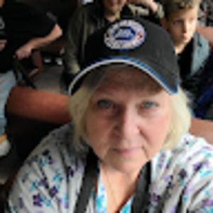 Meet your Posher, Brenda